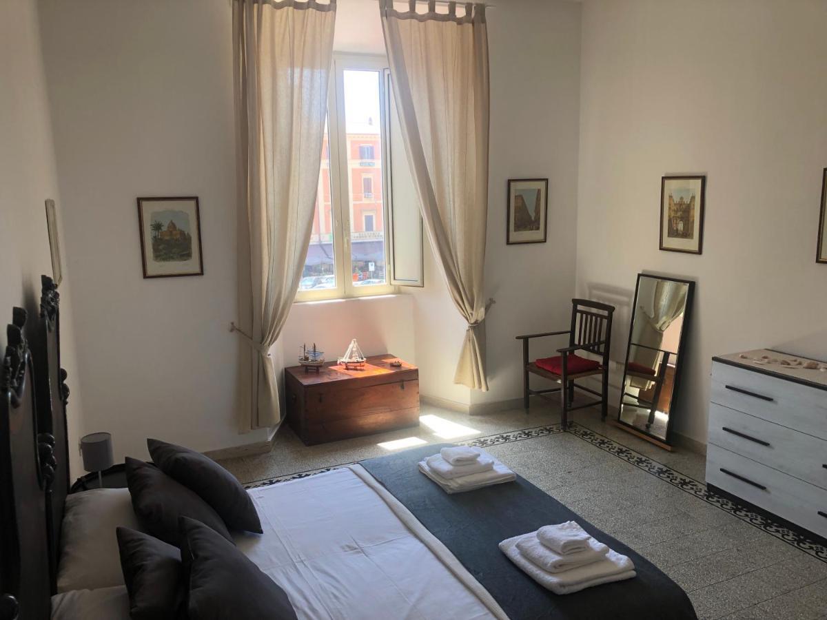 House Apartment *